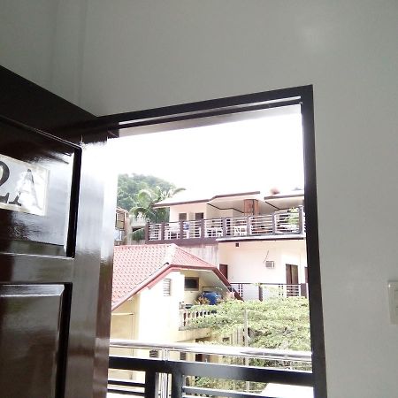 Chelle'S Apartelle - Inn El Nido Buitenkant foto